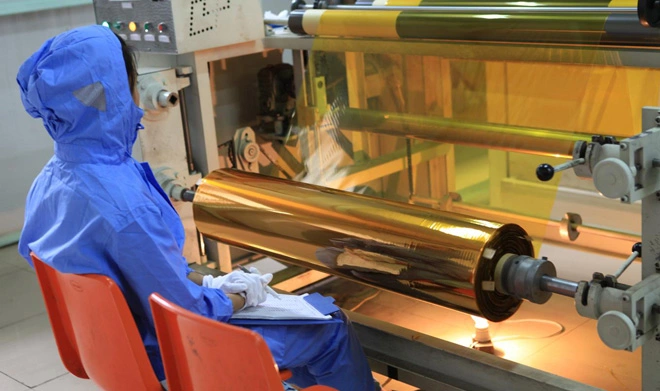 Processus de bande de polyimide